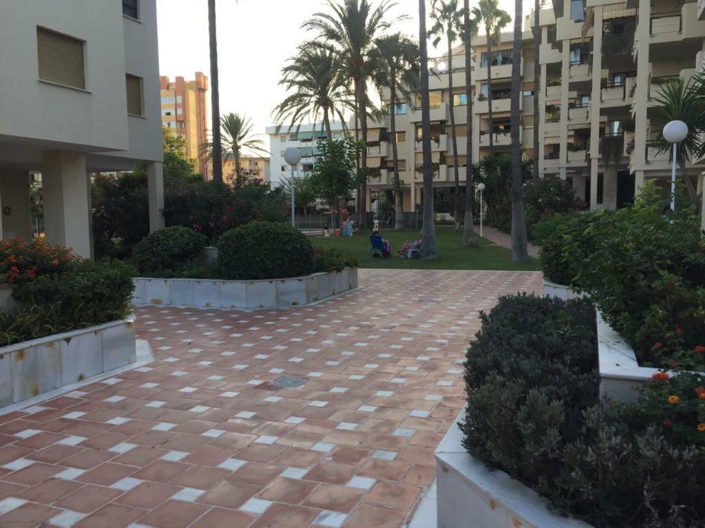 Ferienwohnung Montemar Puerto Torremolinos Exterior foto